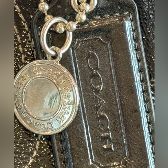 Coach F19215 Black Patent Leather Signature C Kisslock Carryall - Picture 4 of 14